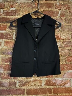 NWT Zara Black Sleeveless Tailored Vest